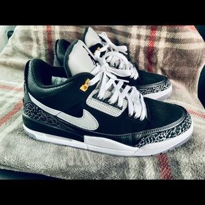 Nike Jordan flight 3s in perfect condition